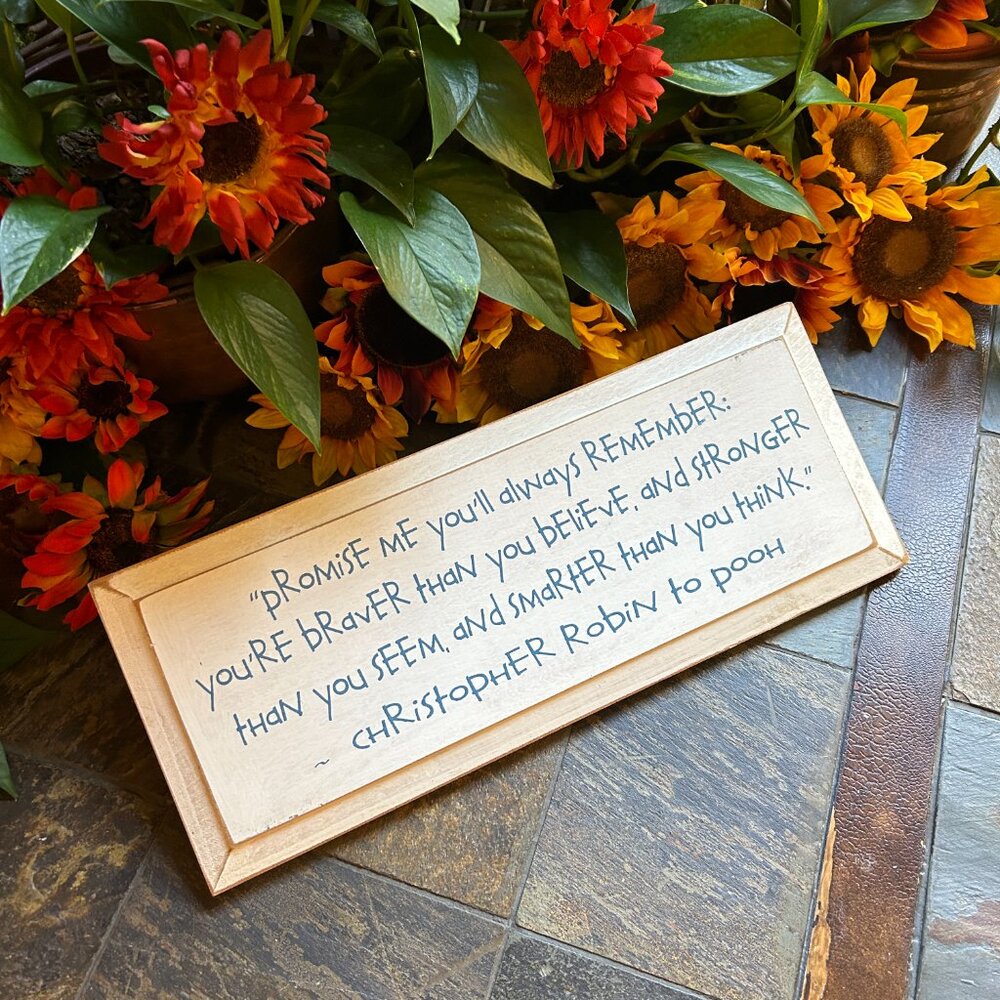 Winnie the Pooh Plaque (NEW) - Picture 5 of 13